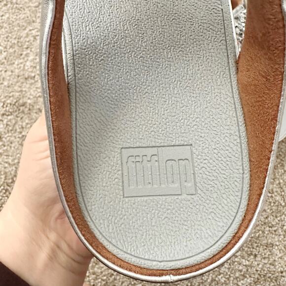 FITFLOP Women's Rumba Beaded Toe-Post Sandals Size 7 In Silver - Picture 2 of 5